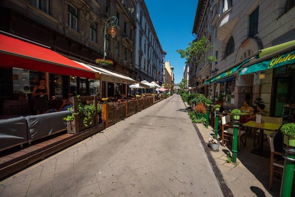 Very Central Convenient Large Ac Place Budapesta Exterior foto